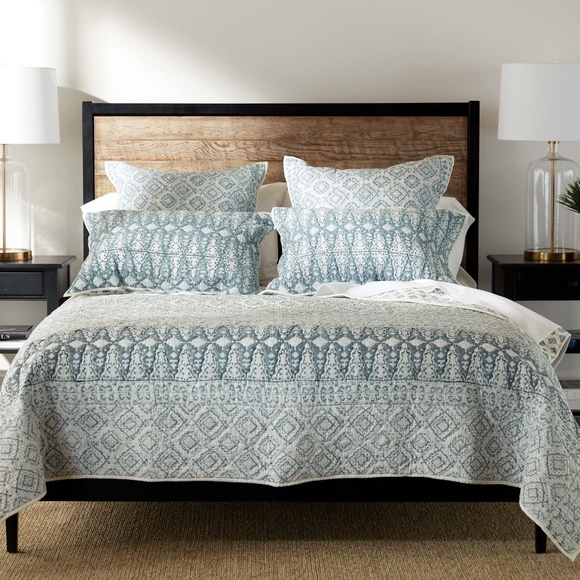 Ethan Allen Syndi Block Quilt & Shams NWT - Picture 1 of 2